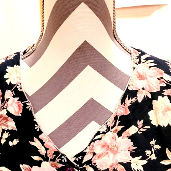 Cute floral dress by Ragazzi sz medium - Picture 6 of 9